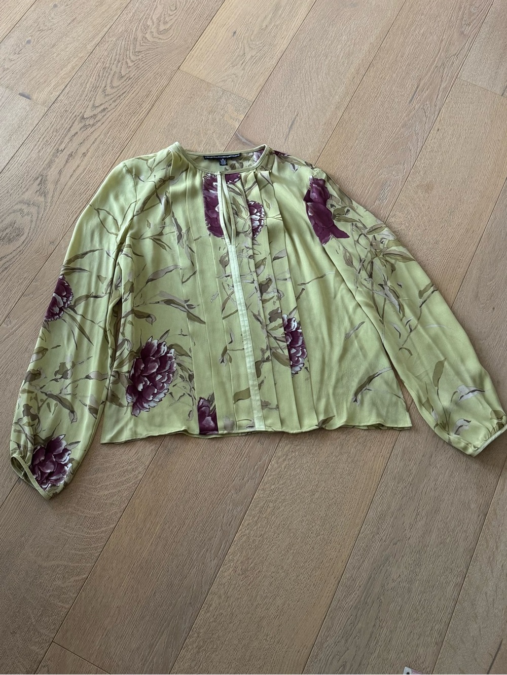 Linda Allard Ellen Tracy 100% Silk Floral Pleated Blouse Size 8